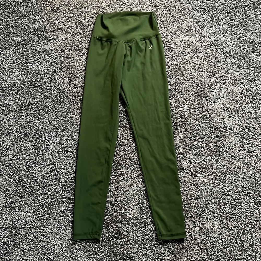 High waisted leggings